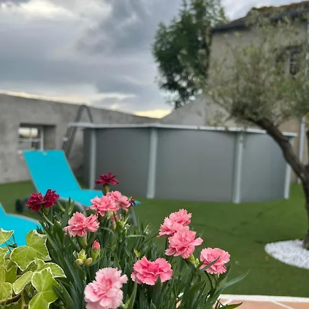 Holiday home Spacieuse Avec Piscine Et Climatisation