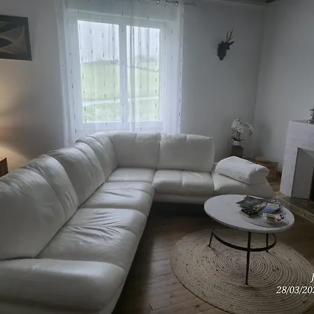 Spacieuse Avec Piscine Et Climatisation Holiday home